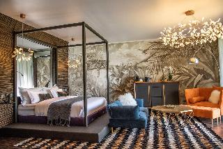 Room Room