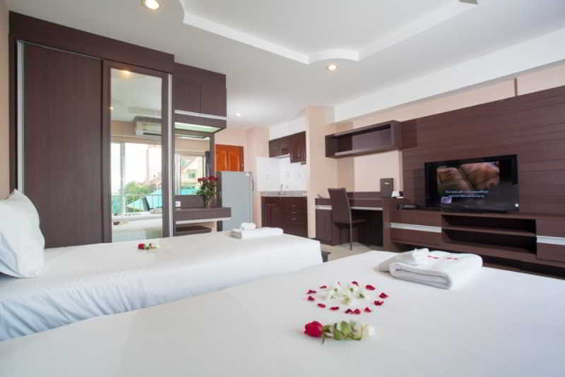 Room thumbnail 17