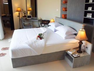 Room thumbnail 52