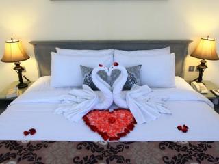 Room thumbnail 70