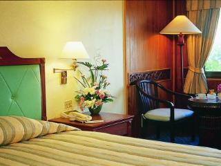 Room thumbnail 32