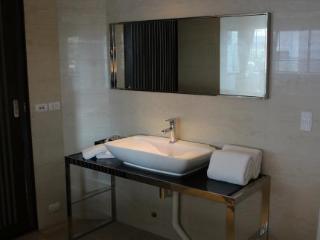 Room thumbnail 15