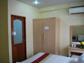 Room thumbnail 2