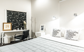 Room thumbnail 3