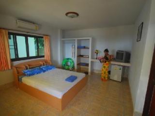 Room thumbnail 16
