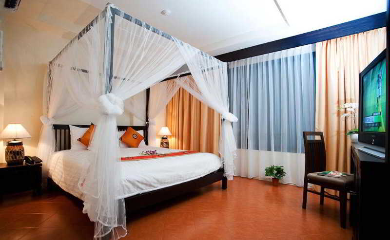 Room thumbnail 26