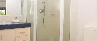 Cairns Reef Apartments Motel