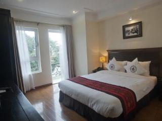 Room thumbnail 51