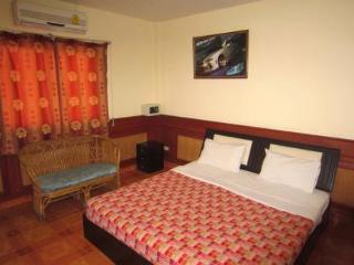 Room thumbnail 28