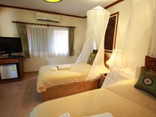 Room thumbnail 6