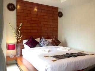 Room thumbnail 79