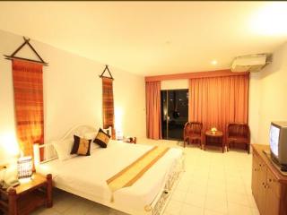 Room thumbnail 8
