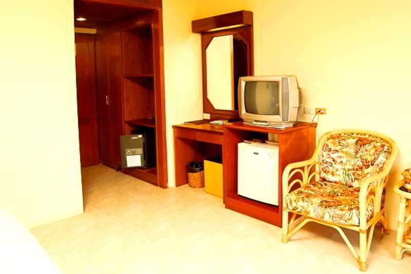 Room thumbnail 23