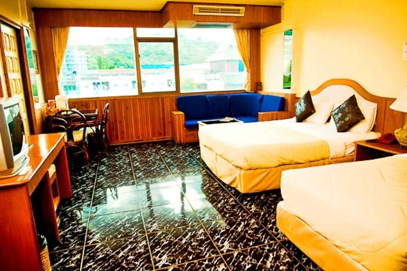 Room thumbnail 44