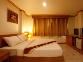 Room thumbnail 8