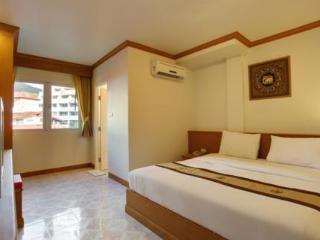 Room thumbnail 12