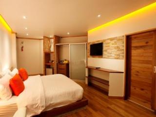 Room thumbnail 25