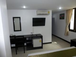 Room thumbnail 51