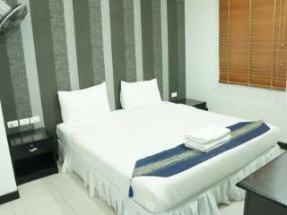 Room thumbnail 75