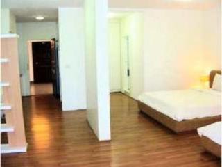 Room thumbnail 12
