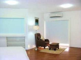 Room thumbnail 13