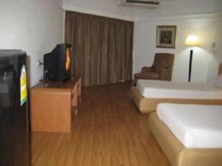 Room thumbnail 18