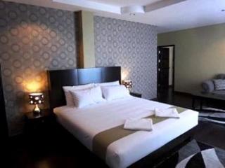 Room thumbnail 34