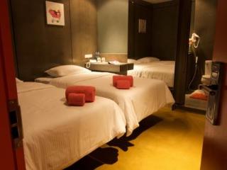 Room thumbnail 26