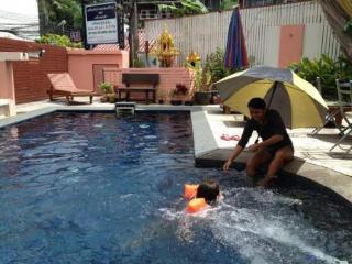 Pool thumbnail 1