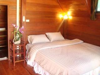Room thumbnail 4