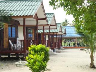 General view thumbnail 2