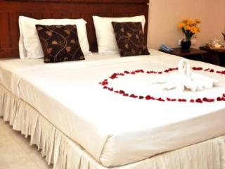 Room thumbnail 9