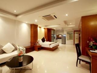 Room thumbnail 12