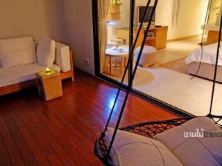 Room thumbnail 6