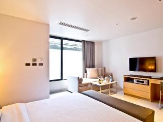 Room thumbnail 37