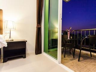 Terrace thumbnail 34