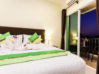 Room thumbnail 28