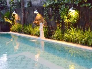 Pool thumbnail 2