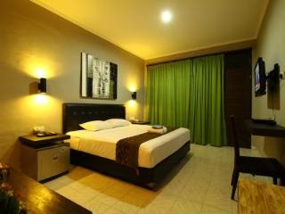 Room thumbnail 9