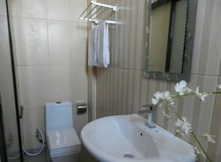 Room thumbnail 12