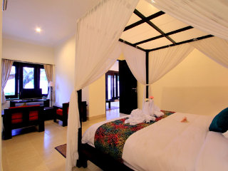 Room thumbnail 3