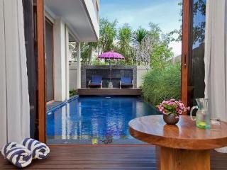 Pool thumbnail 10