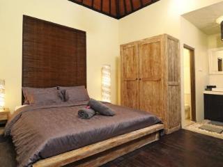 Room thumbnail 13