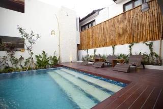 Pool thumbnail 9