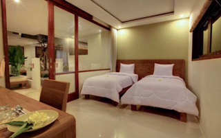 Room thumbnail 5
