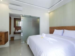 Room thumbnail 22