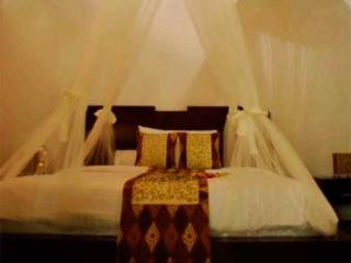 Room thumbnail 6
