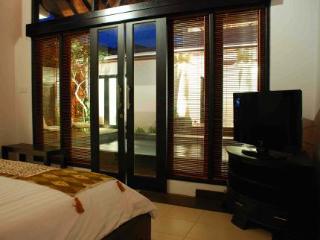 Room thumbnail 7