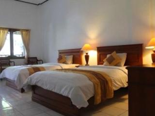Room thumbnail 6