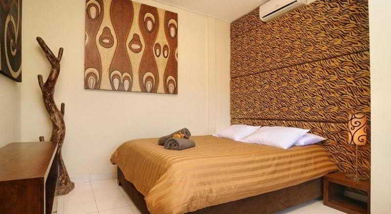 Room thumbnail 2